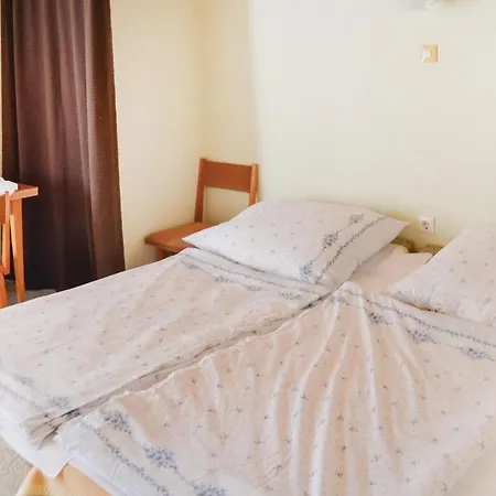 Three-bedroom In * Zamárdi